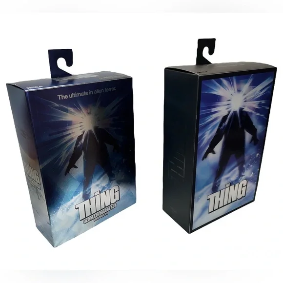 NECA The Thing SDCC Lenticular Cover & The Thing MacReady Outpost 31 7 Figures